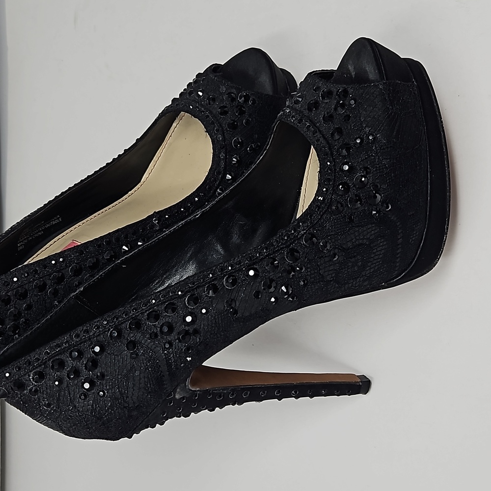 Betsey Johnson Black Crystal Lace Platform Peep-Toe Pumps